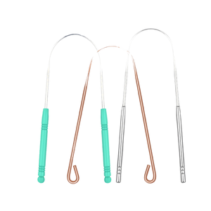 Efficient Eco-Friendly Stainless Steel Tongue Cleaner & Effective Tongue Scraper for Home Use - Product Image 4