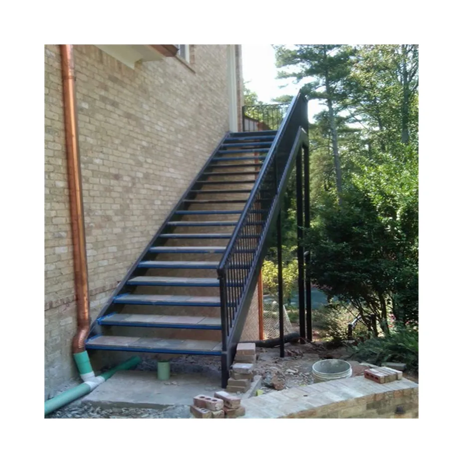 Escaleras de Metal para exteriores, barandilla de madera de hierro forjado, nuevo diseño, venta al por mayor