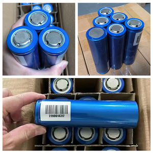 بطارية خلايا 40138 lifepo4 بطارية 33138 33140 40135 3.2 فولت 20 أمبير 15 أمبير بطارية أسطوانية قابلة لإعادة الشحن للمركبات الكهربائية - Product Image 3