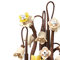 Ensemble de blocs de construction de fleurs DIY de 240 pièces avec housse anti-poussière, modèle floral créatif, jouet en plastique ABS pour la décoration de la maison, pour les enfants de 8 à 13 ans