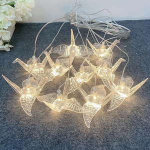 Vente en gros d'accessoires de mise en page de scène de mariage 10 têtes acrylique <span class=keywords><strong>grue</strong></span> lumineuse plafonnier décoratif LED cristal <span class=keywords><strong>oiseau</strong></span> lustre lumières - Product Image 1