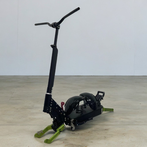 Piezas de Repuesto para Scooter Eléctrico Plegable para Adultos de 11 Pulgadas, Marco de 150 mm de Diámetro Abierto con Amortiguador de Resorte y Guardabarros - Product Image 1