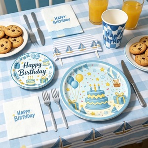Kit de vaisselle jetable à thème Joyeux Anniversaire avec motif gâteau bleu, comprenant assiettes, gobelets et serviettes, pour anniversaire de garçon et fournitures de fête prénatale - Product Image 5