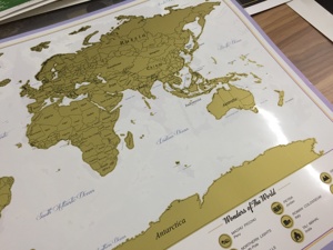 <span class=keywords><strong>Affiche</strong></span> <span class=keywords><strong>de</strong></span> <span class=keywords><strong>film</strong></span> à gratter personnalisée, écologique, résistante aux UV, couleurs vives, expérience cinématographique à faire absolument, images cachées - Product Image 3