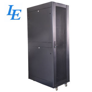 Baie de serveur sur pied de 19 pouces de haute qualité avec panneaux double face et porte en verre trempé et grille métallique pour centre de données – En stock - Product Image 1