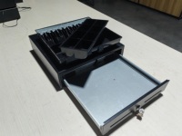 41cm Kassenschublade mit 4 Scheinfächern, 5 Schein- und 8 Münzfächern