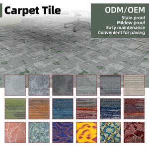 Piastrelle <span class=keywords><strong>di</strong></span> Moquette Modulari Interbloccanti in Nylon <span class=keywords><strong>di</strong></span> Lusso per Pavimenti Commerciali, Ideali per Hotel, Uffici e Ambienti Moderni - Product Image 1