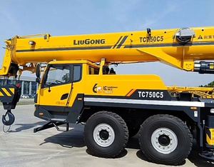 China Famous Brand HIgh Quality 75Ton Mobile Hydraulic Truck Crane TC750C5 - Product Image 4