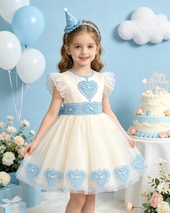 Suministro Inmediato: Cuentas Bordadas de Corazones, Encaje Estilo Nacional, Soluble en Agua, para Vestidos de Novia, Tocados y Accesorios para Zapatos - Product Image 5
