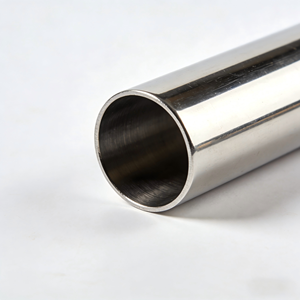 Tuyau sans soudure en acier inoxydable ASTM A312 TP304 1 pouce, Schedule 40, fini à chaud, recuit, surface Ra 0,35 mm, avec soudure 316Ti 409L - Product Image 4