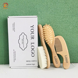 Brosse à cheveux professionnelle OEM 100% en bois naturel pour nouveau-nés, <span class=keywords><strong>peigne</strong></span> en poils <span class=keywords><strong>de</strong></span> chèvre pour bébés, brosse à cheveux et <span class=keywords><strong>peigne</strong></span> pour les jeunes enfants, coffret cadeau - Product Image 4