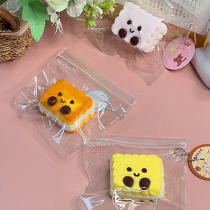 CHENXI Juguete de Silicona con Textura Cremosa Kawaii, Nuevo Diseño de Galleta, Educativo, Antiestrés/Antiansiedad, Alivio de Presión, Regalo - Product Image 2