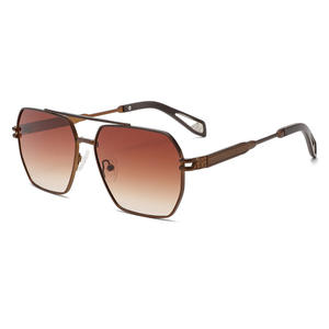 Gafas de Sol de Diseño Steampunk con Marco Metálico Grande de Doble Viga, Protección UV400, Cuadradas, Color Degradado, de Lujo - Product Image 3