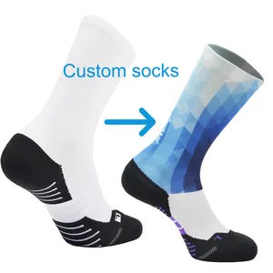 Calzini sportivi dal design personalizzato calzini stampati sportivi di alta qualità firmati personalizzati dell'equipaggio di sublimazione