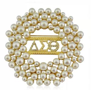 โรงงานขายส่ง <span class=keywords><strong>เข็มกลัด</strong></span>โลหะผสมแบรนด์ดีไซเนอร์ ดีไซน์ใหม่ หรูหราเบาๆ สำหรับผู้ชายและผู้หญิง <span class=keywords><strong>เสื้อ</strong></span>เชิ้ต ชุดสูท ประดับเพชรซิร์คอน ของขวัญแต่งงาน รุ่นใหม่ CC - Product Image 4