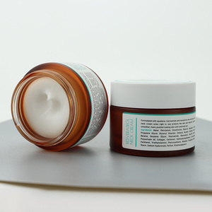 Crema rassodante collo resveratrolo: idratante Anti-invecchiamento con retinolo, collagene e acido ialuronico per uomo e <span class=keywords><strong>donna</strong></span> - Product Image 1