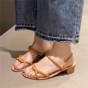 Nouvelles sandales compensées vintage françaises pour <span class=keywords><strong>femme</strong></span>, style estival, élégantes et délicates, à bout ondulé et ornées de cristaux - Product Image 6