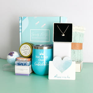Fidanzata di san valentino di lusso signore, Set di cesti <span class=keywords><strong>regalo</strong></span> carta <span class=keywords><strong>regalo</strong></span> vino Tumbler candele collana relax Spa Set <span class=keywords><strong>regalo</strong></span> donna - Product Image 1