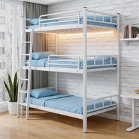 Urbanes Dreifach-Metall-Etagenbett 3-stöckiges Loft-Design für Stadtapartments und Gemeinschaftswohnräume Stahlrahmen