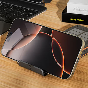 Banque d'énergie solaire à manivelle portable étanche de 10000Mah avec support de téléphone et fonction de torche forte - Product Image 2