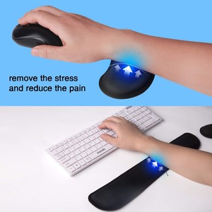 <span class=keywords><strong>Repose</strong></span>-<span class=keywords><strong>poignet</strong></span> en gel <span class=keywords><strong>pour</strong></span> clavier <span class=keywords><strong>d</strong></span>'<span class=keywords><strong>ordinateur</strong></span>, ensemble de support de tapis de <span class=keywords><strong>souris</strong></span> avec dessin animé <span class=keywords><strong>pour</strong></span> le travail et les jeux de bureau, vente en gros au prix <span class=keywords><strong>d</strong></span>'usine - Product Image 5