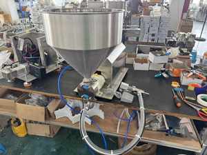 Machine de remplissage automatique en acier inoxydable 304 pour purée de viande, arachides, pompe à rotor servo-moteur, ketchup, confiture, lotion, crème - Product Image 4