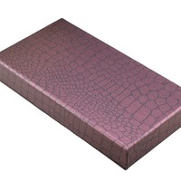 Grande boîte cadeau en papier texturé à motif crocodile pour portefeuilles et gants avec impression UV et estampage en creux
