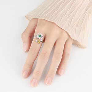 Sunflower Anxiety Spin Rings Open Adjustable Claw Set Colorful Cubic Zirconia Copper Gold Plated Flower <b>Bee</b> Jewelry For Women - Product Image 2