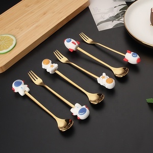 Lot de cuillères à dessert et fourchettes en acier inoxydable, motif Père Noël mignon, pour la table, cadeau de Noël ou de mariage - Product Image 5