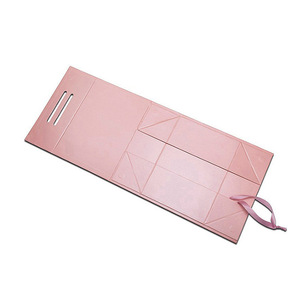 Caja de Regalo Magnética Rosa de Lujo con Asa de Cinta - Empaque de Cartón Rígido con Logotipo Personalizado, Recubrimiento UV, Laminado Mate y Grabado en Relieve - Product Image 3