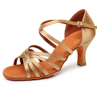 Chaussures de danse salsa et ballroom/latine pour femmes en satin noir avec doublure en suédine