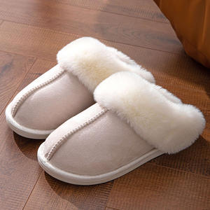 Pantuflas de gamuza suave de alta gama, aptas para uso en interiores y exteriores, pantuflas de invierno para mujer, cómodas y afelpadas, con función antideslizante. - Product Image 3