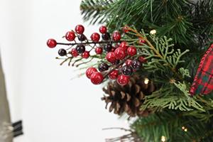 Good Selling Customized Eco-Friendly <b>Pinecone</b> Red Fruit Decorative Christmas Artificial Wreath - Product Image 6