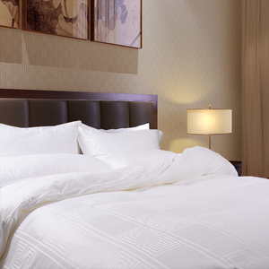 Technics Woven Plain 300tc 100% Cotton Eco-Friendly Wearable White <strong>Stripe</strong> King Size <strong>Bedding</strong> <strong>Set</strong> for 5 Star Hotel Use - Product Image 6