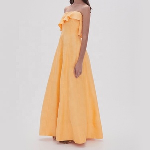 Tongrui 2023 nouveau Design <span class=keywords><strong>robe</strong></span> sans bretelles jaune sans manches <span class=keywords><strong>robe</strong></span> <span class=keywords><strong>lin</strong></span> coton hors épaule <span class=keywords><strong>robe</strong></span> pour les femmes - Product Image 3