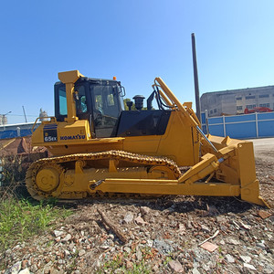 Bulldozer Usado Original Japonés Komatsu D65 EX con Motor SAA6D114E, Topadora Mediana con Ripper para Nivelación de Terrenos en Construcción - Product Image 5