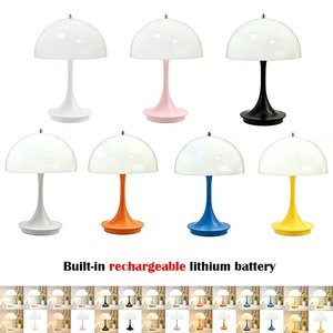 Lampe de table champignon nordique sans fil rechargeable avec interrupteur tactile, base antidérapante en ABS, pour chambre et bureau - Product Image 1