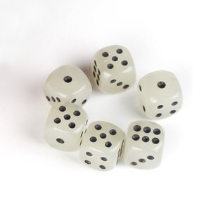 Dados de Juego Acrílicos Luminosos Passen de 14 mm, Cuadrados, Noctilucentes, con Esquinas Redondeadas - Product Image 5