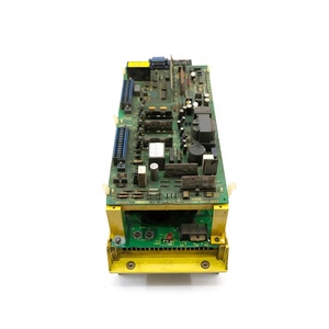 Amplificador de Accionamiento FANUC A06B-6058-H005 en Stock - Product Image 3