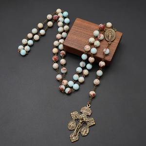 Rosario Personalizzabile con Perline Naturali, Ultima Versione per Cerimonie Cattoliche, con Medaglia a Croce e Cuore in Lega - Product Image 4