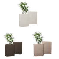 Pot Bunga Fiberglass Warna Kustom Ukiran Tangan Tahan Lama Ramah Lingkungan Gaya Eropa untuk Penggunaan Luar Ruangan dan Dalam Ruangan