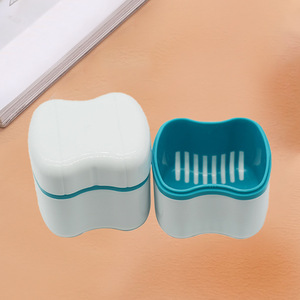 Caja de almacenamiento para dentaduras postizas, estuche de plástico colorido para aparatos de ortodoncia, superficie lisa para el cuidado de retenedores de brackets - Product Image 3