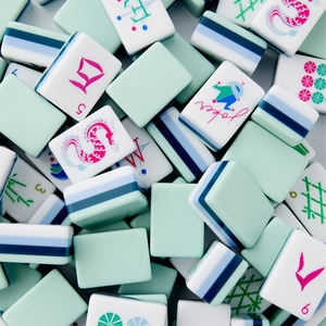 Tuiles de Mahjong Américaines Sculptées en Acrylique à Quatre Couches, Modernes et Personnalisées, Vente Chaude en Gros pour Jeux <span class=keywords><strong>d</strong></span>'Échecs - Product Image 1