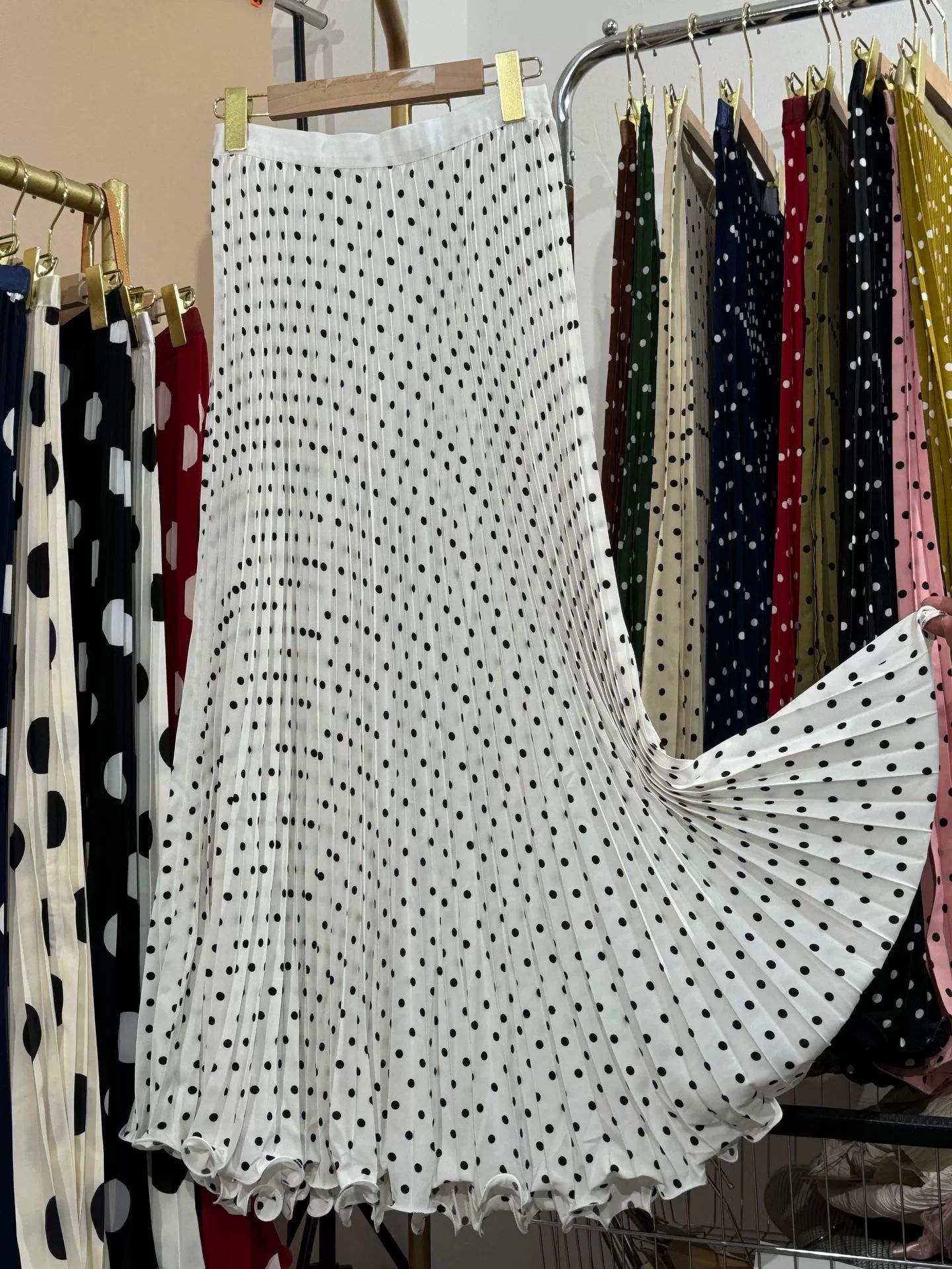 จุดเล็กสีขาว