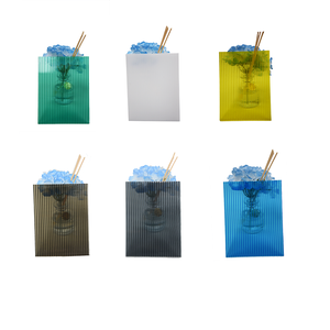 Hoja <span class=keywords><strong>de</strong></span> policarbonato hueco para invernadero <span class=keywords><strong>de</strong></span> <span class=keywords><strong>tragaluz</strong></span> más popular, hoja <span class=keywords><strong>de</strong></span> Policarbonato alveolar <span class=keywords><strong>de</strong></span> panal <span class=keywords><strong>de</strong></span> cuatro paredes - Product Image 2