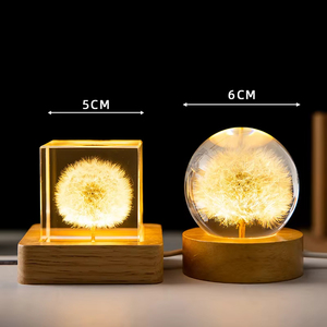 Lampe de table en bois moderne avec boule de cristal et fleur de pissenlit, alimentée par batterie, LED, commande tactile, décoration d'intérieur, veilleuse - Product Image 4