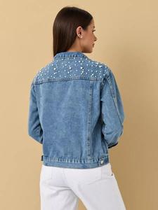 شورت جينز قصير بتصميم جديد مع تفاصيل كشكشة على الحواف وأزرار أمامية - Product Image 6