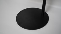 Table console moderne minimaliste ADA Furniture avec réglage pneumatique de la hauteur, durable et stable, idéale pour les appartements.