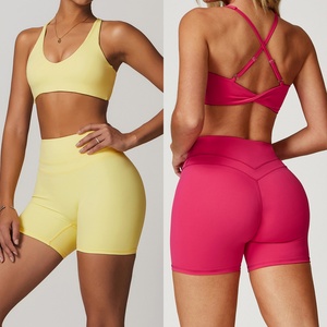 Set Fitness da Donna 2 Pezzi <span class=keywords><strong>all</strong></span>'Ingrosso: Reggiseno Sportivo Leggero e Traspirante per Corsa, Yoga e <span class=keywords><strong>Palestra</strong></span> con Spalline Incrociate e Schiena Aperta - Product Image 1