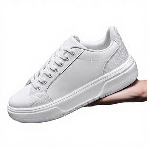 Chaussures décontractées pour hommes, blanches, à lacets, semelle plate, confortables, tendance, dessus en cuir artificiel, doublure en mesh, semelle extérieure en EVA - Product Image 2